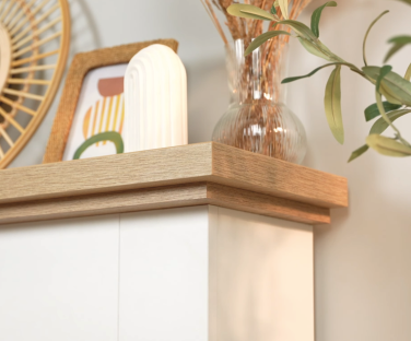 Wysokiej jakości płyta meblowa w kominku elektrycznym Jukon