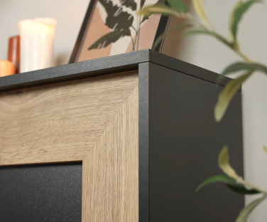 Wysokiej jakości płyta meblowa w kominku elektrycznym Zuni